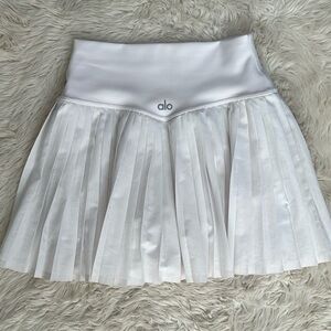 ALO Yoga White Grand Slam Skirt